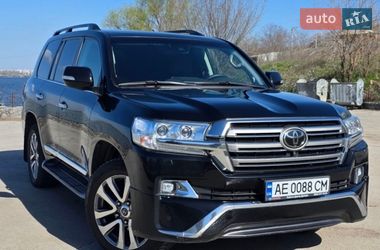 Позашляховик / Кросовер Toyota Land Cruiser 2016 в Дніпрі