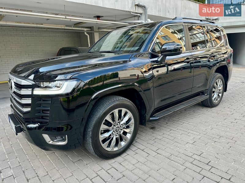 Внедорожник / Кроссовер Toyota Land Cruiser 2023 в Киеве