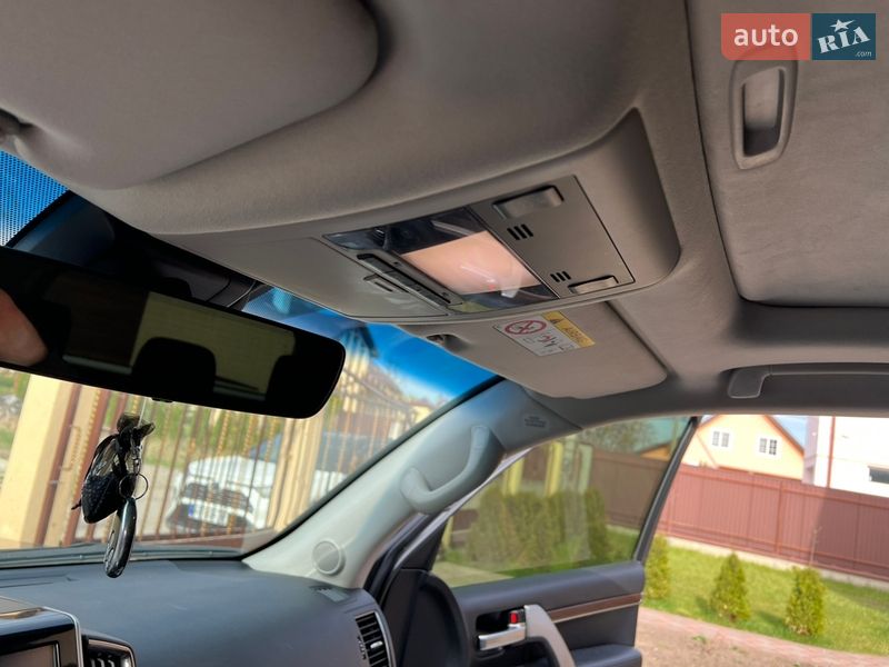 Внедорожник / Кроссовер Toyota Land Cruiser 2016 в Львове фото 17 Внедорожник / Кроссовер Toyota Land Cruiser 2016 в Львове