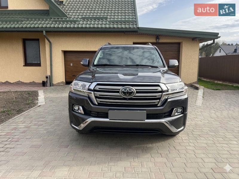 Внедорожник / Кроссовер Toyota Land Cruiser 2016 в Львове фото 23 Внедорожник / Кроссовер Toyota Land Cruiser 2016 в Львове