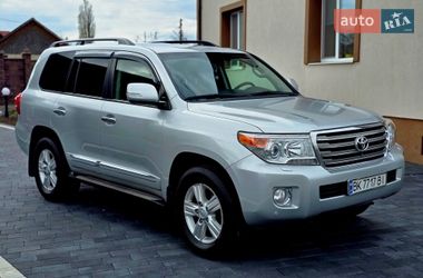 Внедорожник / Кроссовер Toyota Land Cruiser 2014 в Дубно