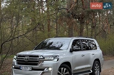 Внедорожник / Кроссовер Toyota Land Cruiser 2016 в Киеве