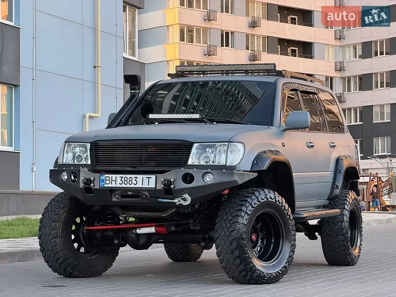 Toyota Land Cruiser