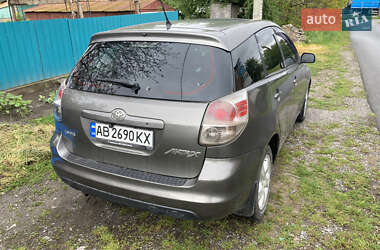 Хэтчбек Toyota Matrix 2005 в 