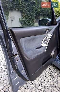 Хэтчбек Toyota Matrix 2003 в 