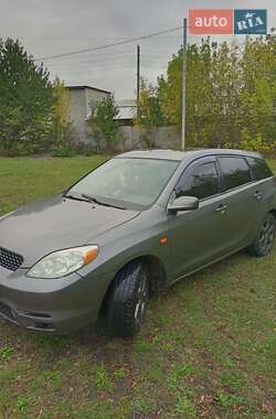Хэтчбек Toyota Matrix 2004 в 