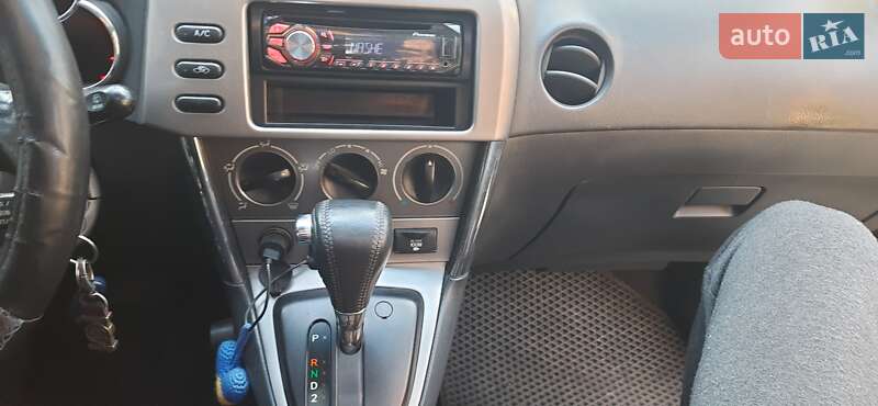 Хетчбек Toyota Matrix 2003 в Дніпрі
