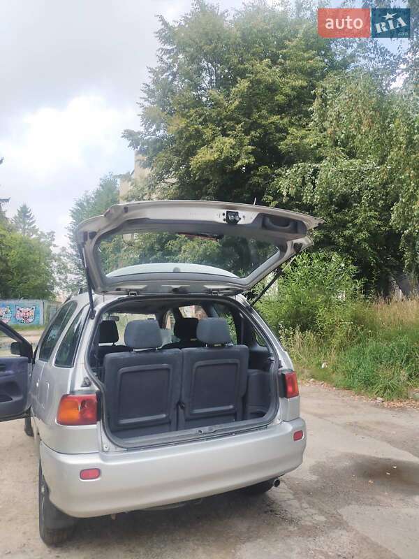 Мінівен Toyota Picnic 1998 в Львові