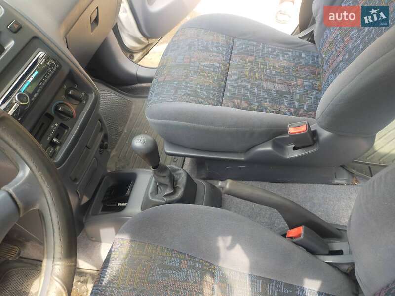 Мінівен Toyota Picnic 1998 в Львові