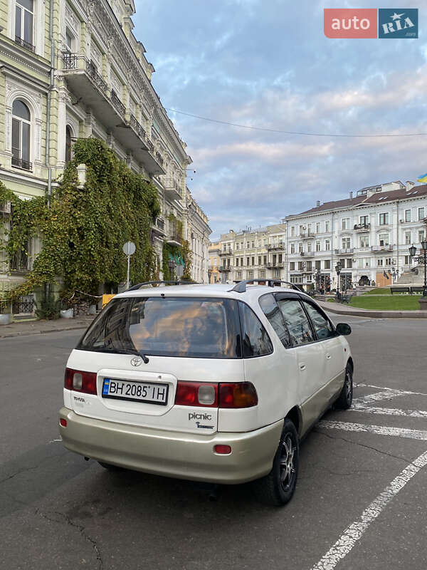 Мінівен Toyota Picnic 1997 в Одесі фото 5 Мінівен Toyota Picnic 1997 в Одесі