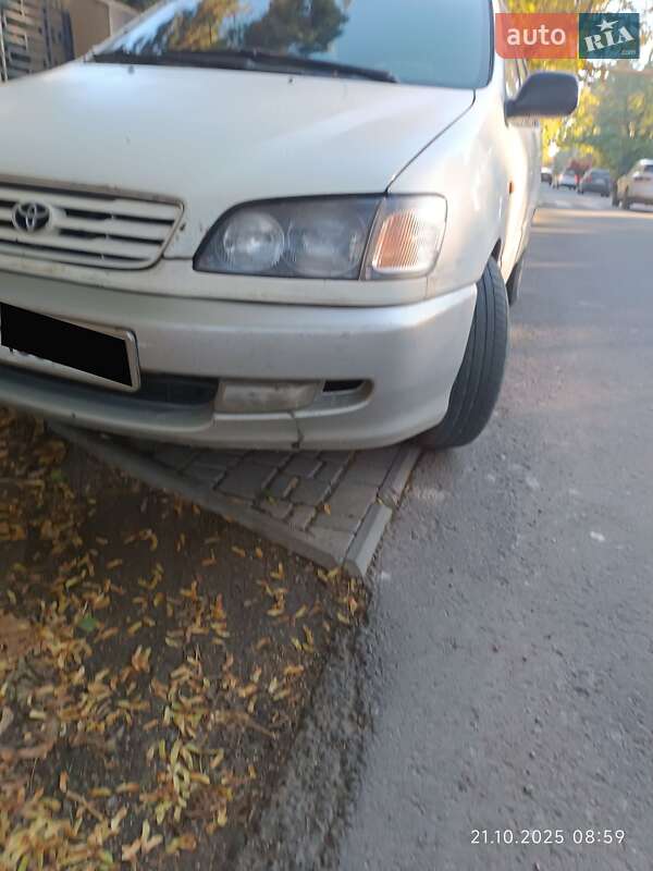 Минивэн Toyota Picnic 1999 в Одессе фото 3 Минивэн Toyota Picnic 1999 в Одессе