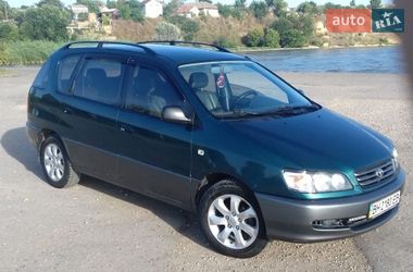 Мінівен Toyota Picnic 1997 в Овідіополі