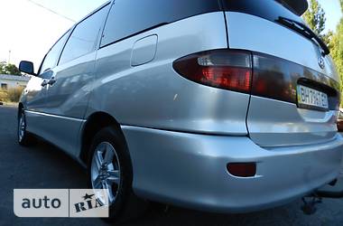Минивэн Toyota Previa 2003 в 