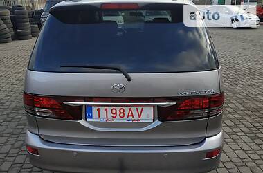 Минивэн Toyota Previa 2005 в 