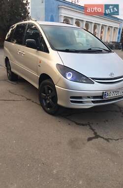 Минивэн Toyota Previa 2001 в Ужгороде