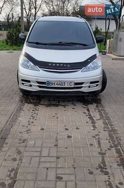 Мінівен Toyota Previa 2001 в 