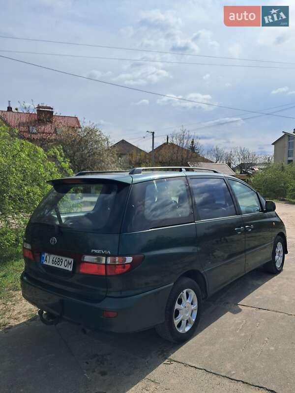 Мінівен Toyota Previa 2002 в Києві