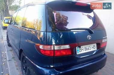 Минивэн Toyota Previa 2003 в 