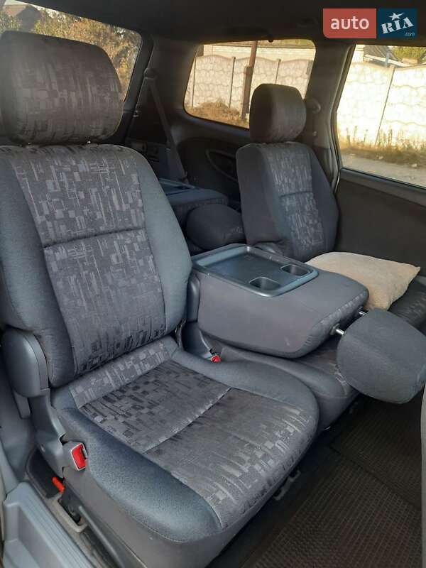 Минивэн Toyota Previa 2002 в Сумах