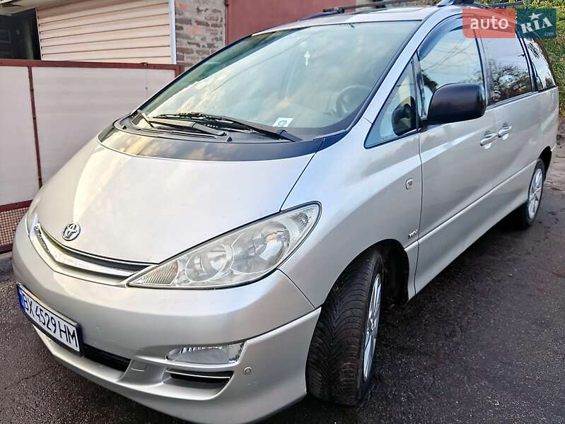Минивэн Toyota Previa 2004 в Кривом Роге фото 2 Минивэн Toyota Previa 2004 в Кривом Роге