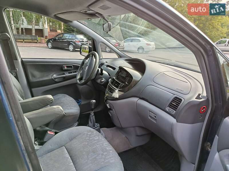 Минивэн Toyota Previa 2001 в Виннице