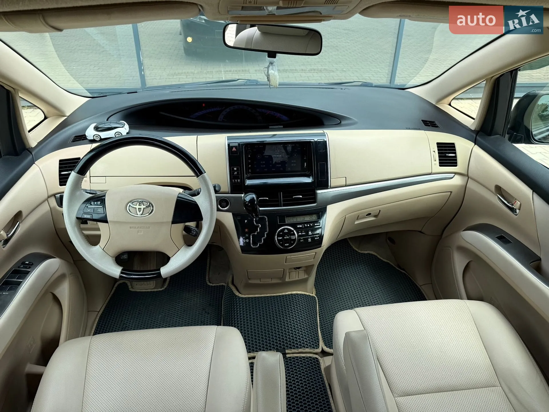 2014 Toyota Previa - мініатюра 13