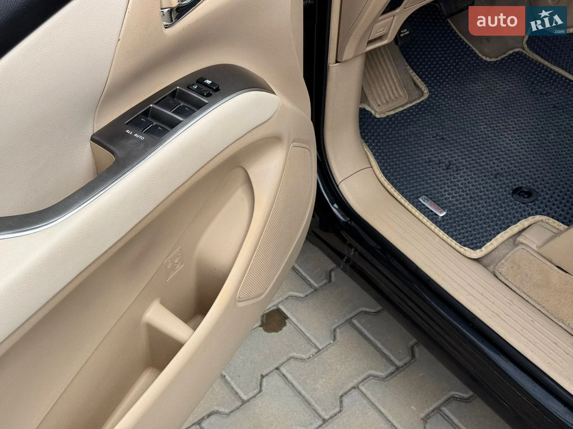 2014 Toyota Previa - мініатюра 16