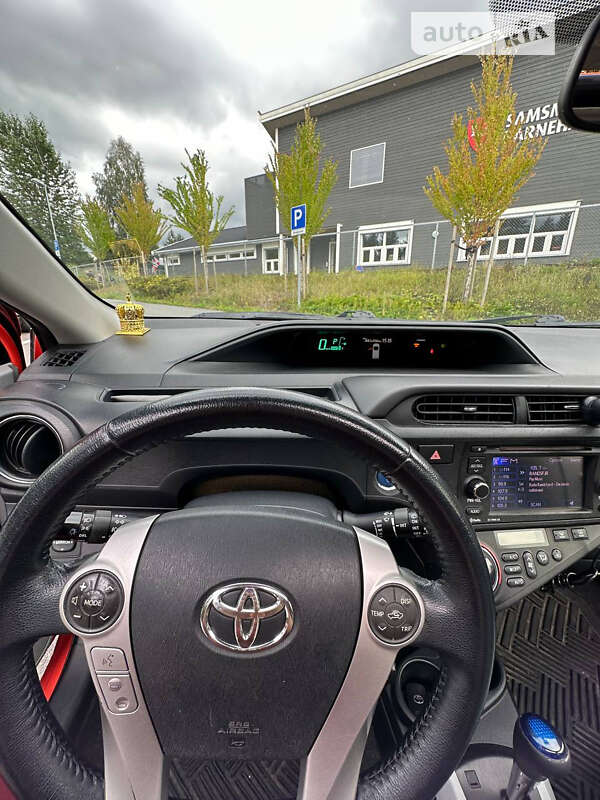 Хетчбек Toyota Prius C 2013 в Одесі фото 18 Хетчбек Toyota Prius C 2013 в Одесі
