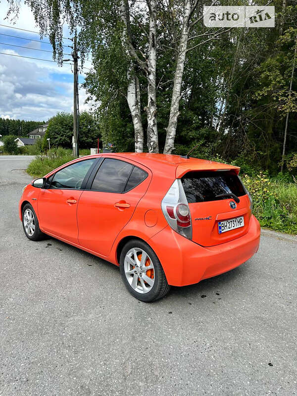 Хетчбек Toyota Prius C 2013 в Одесі фото 21 Хетчбек Toyota Prius C 2013 в Одесі