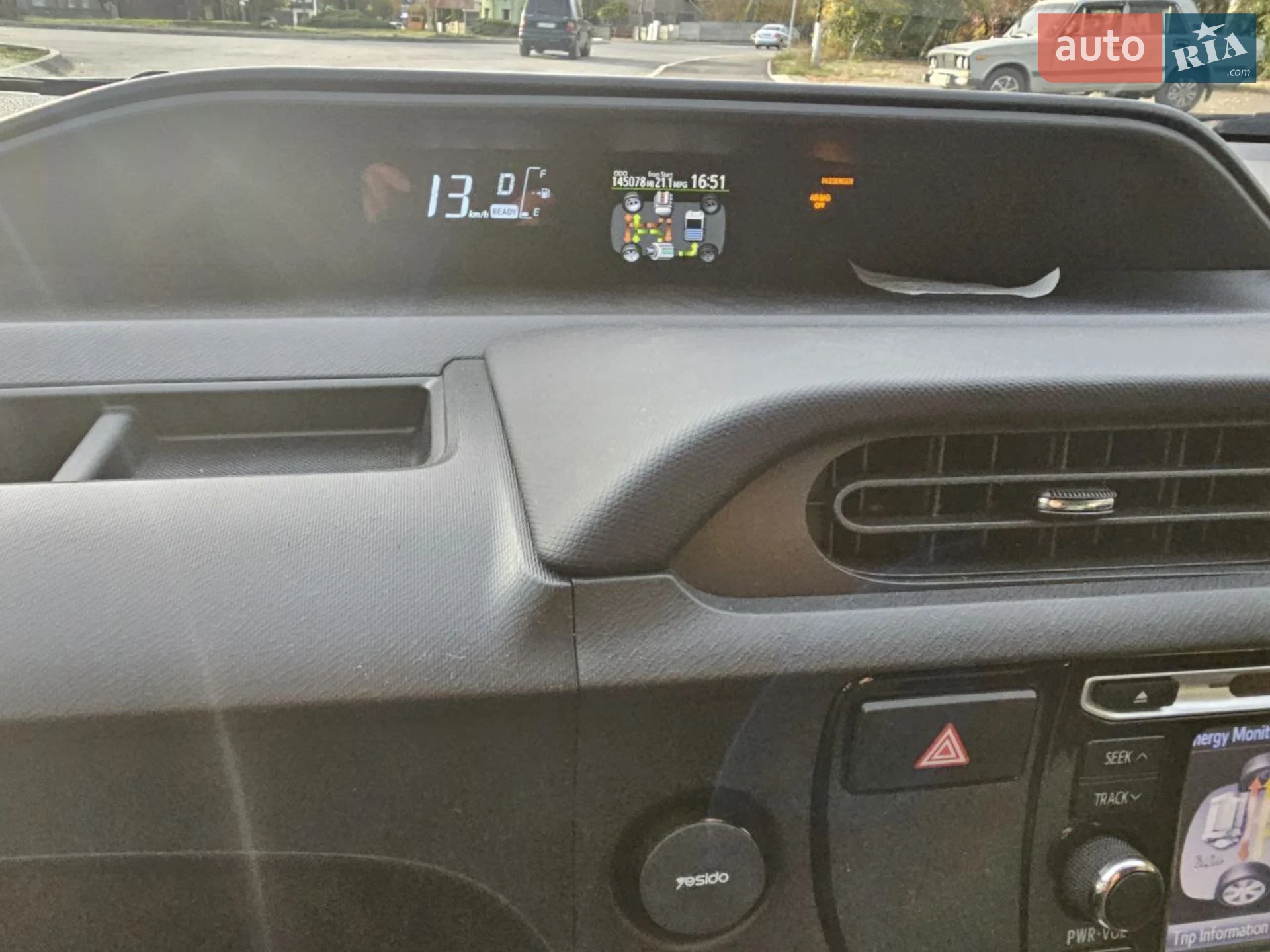 2016 Toyota Prius c - мініатюра 14