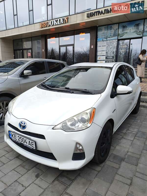 Toyota Prius C 2013