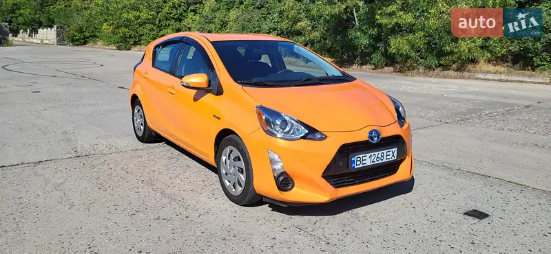 Toyota Prius C 2015