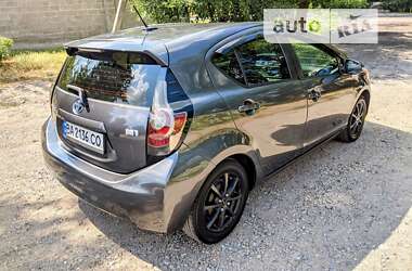 Хэтчбек Toyota Prius C 2014 в Кропивницком