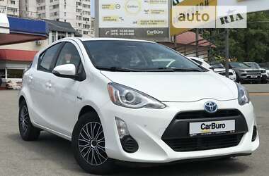 Хэтчбек Toyota Prius C 2015 в Одессе