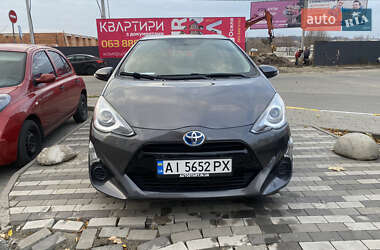 Toyota Prius C 2015