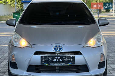 Хэтчбек Toyota Prius C 2013 в Николаеве