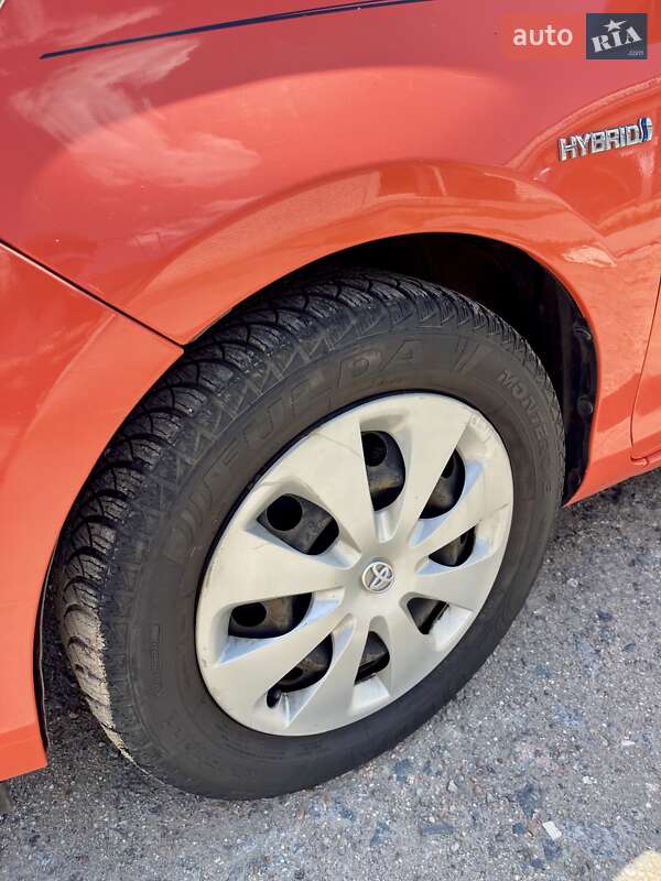 Хетчбек Toyota Prius C 2014 в Одесі