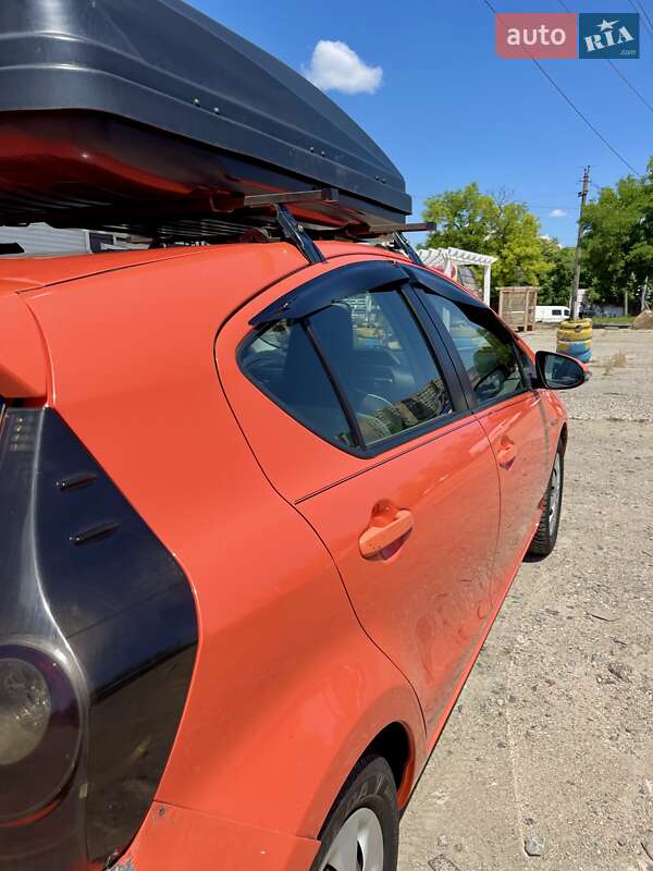 Хетчбек Toyota Prius C 2014 в Одесі
