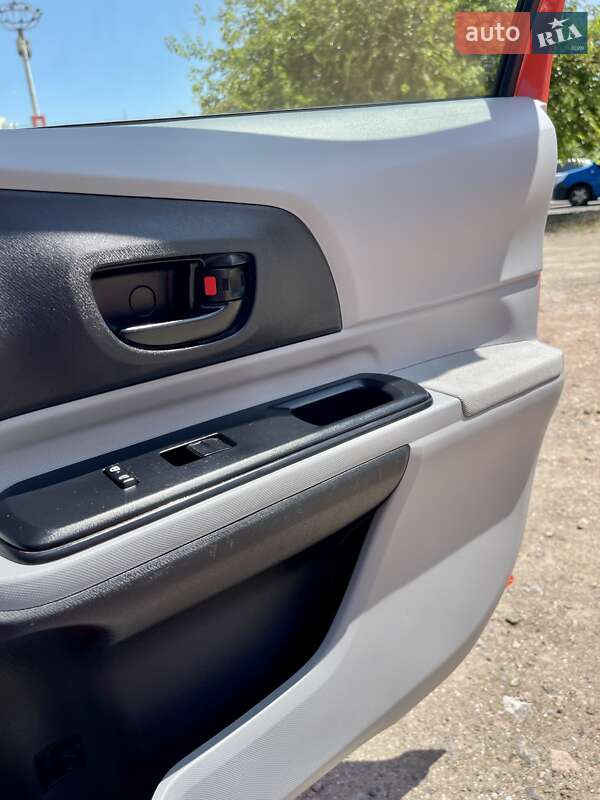 Хетчбек Toyota Prius C 2014 в Одесі