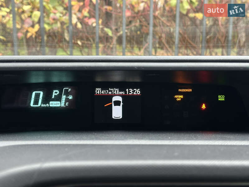 Хэтчбек Toyota Prius C 2014 в Киеве фото 53 Хэтчбек Toyota Prius C 2014 в Киеве