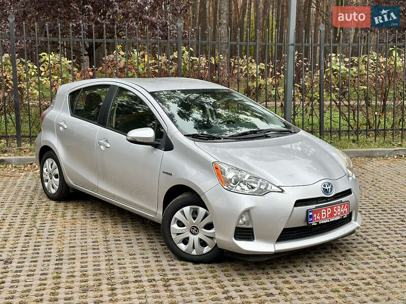 Хэтчбек Toyota Prius C 2014 в Киеве фото 58 Хэтчбек Toyota Prius C 2014 в Киеве