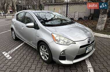 Хэтчбек Toyota Prius C 2012 в Одессе