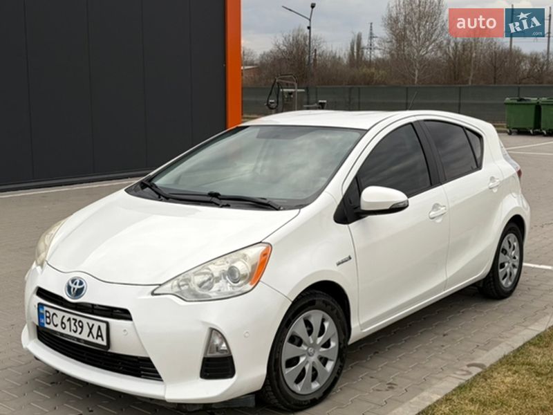 Toyota Prius C 2013