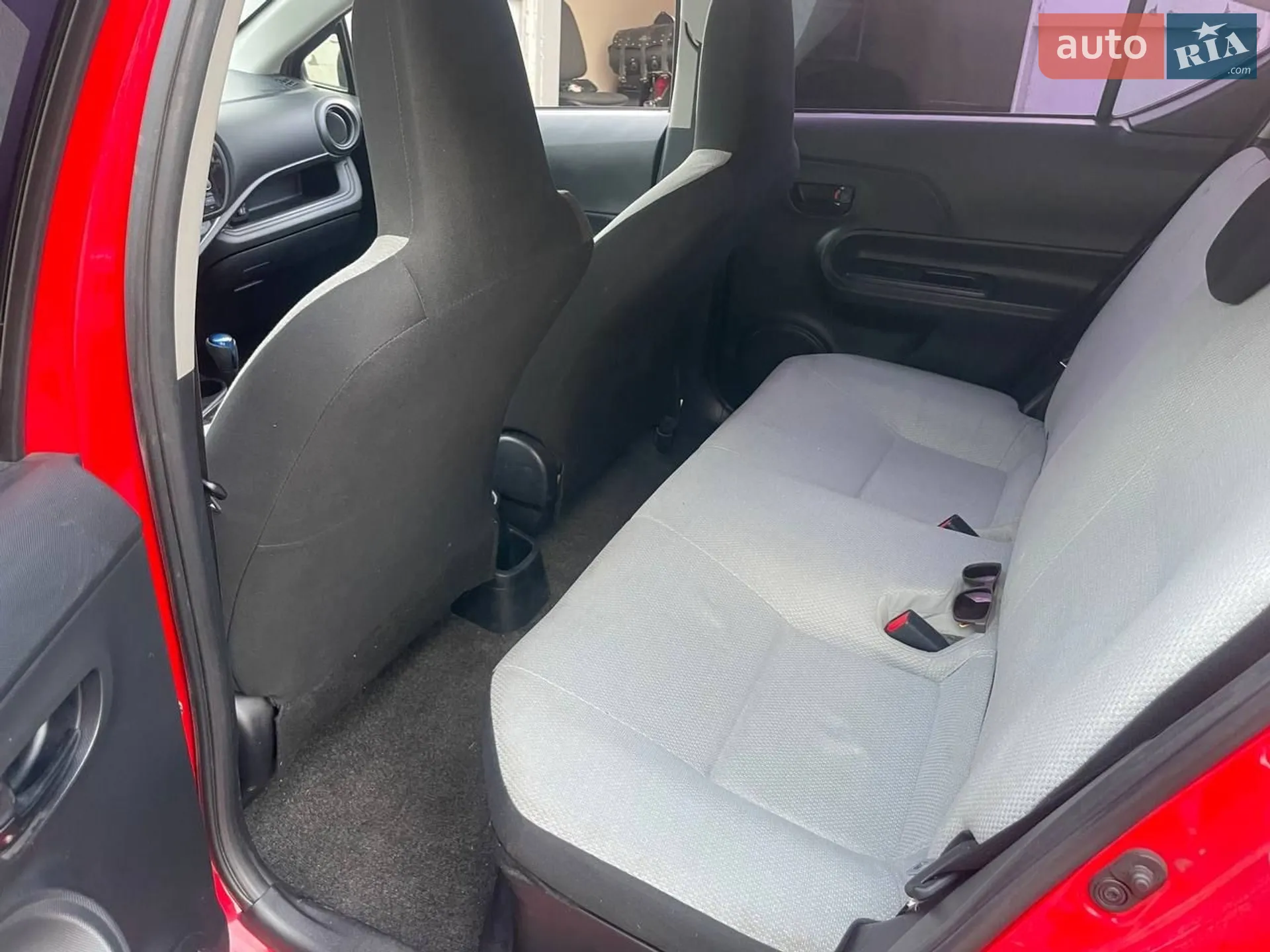 2015 Toyota Prius c - мініатюра 14