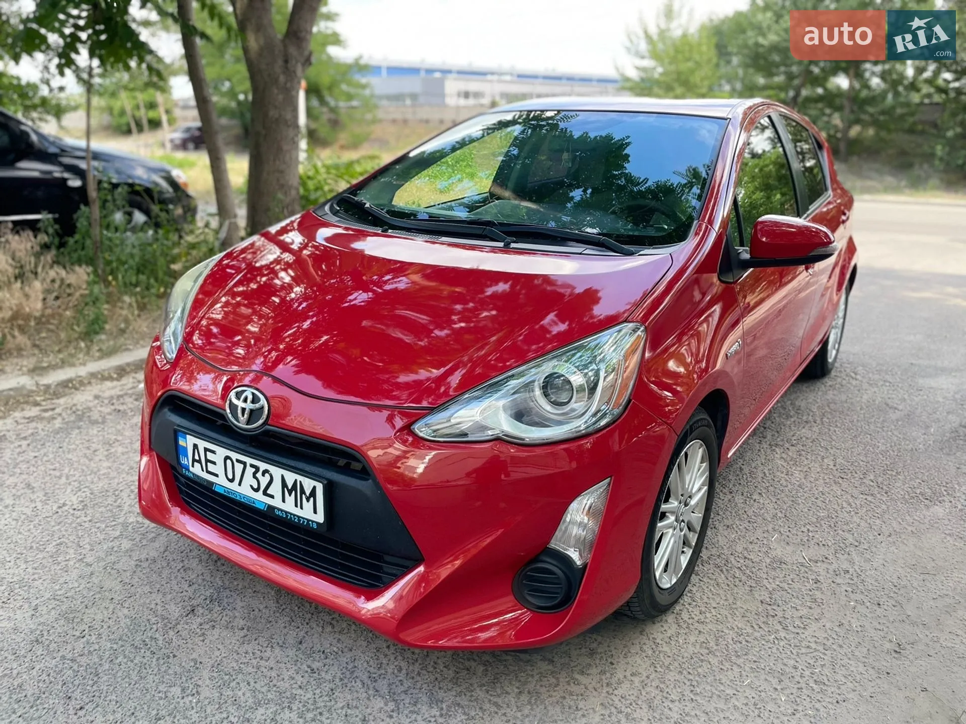2015 Toyota Prius c - мініатюра 2