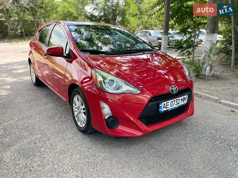 Toyota Prius C 2015