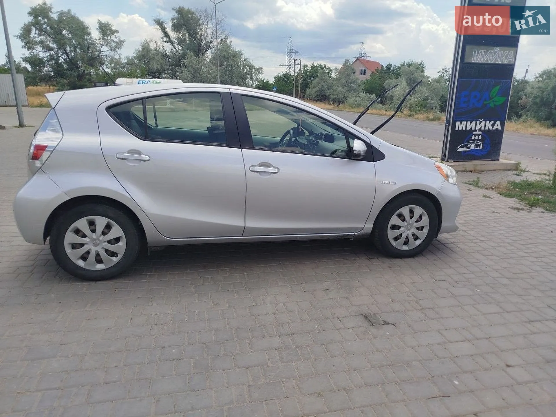 2013 Toyota Prius c - мініатюра 5