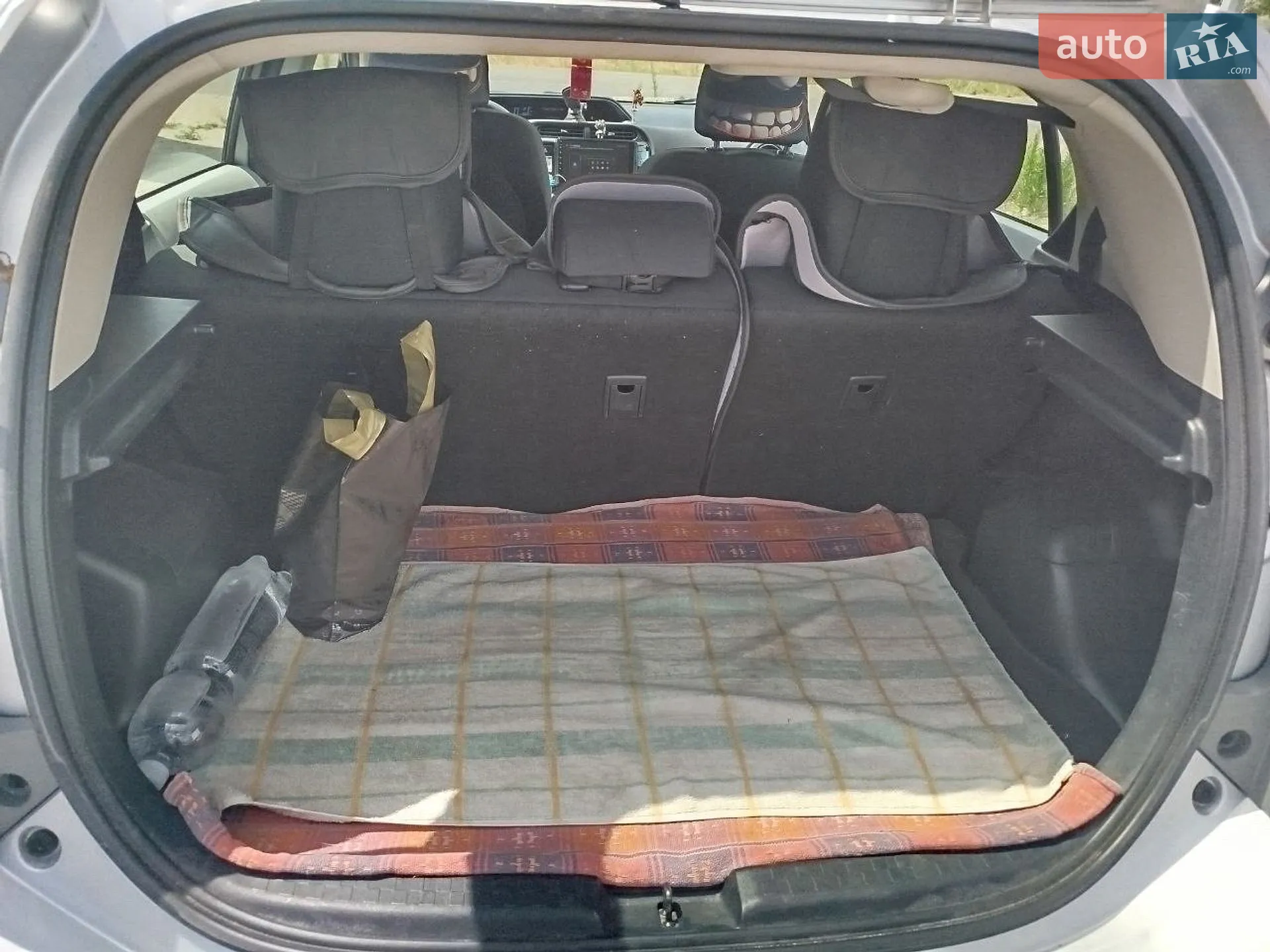2013 Toyota Prius c - мініатюра 13