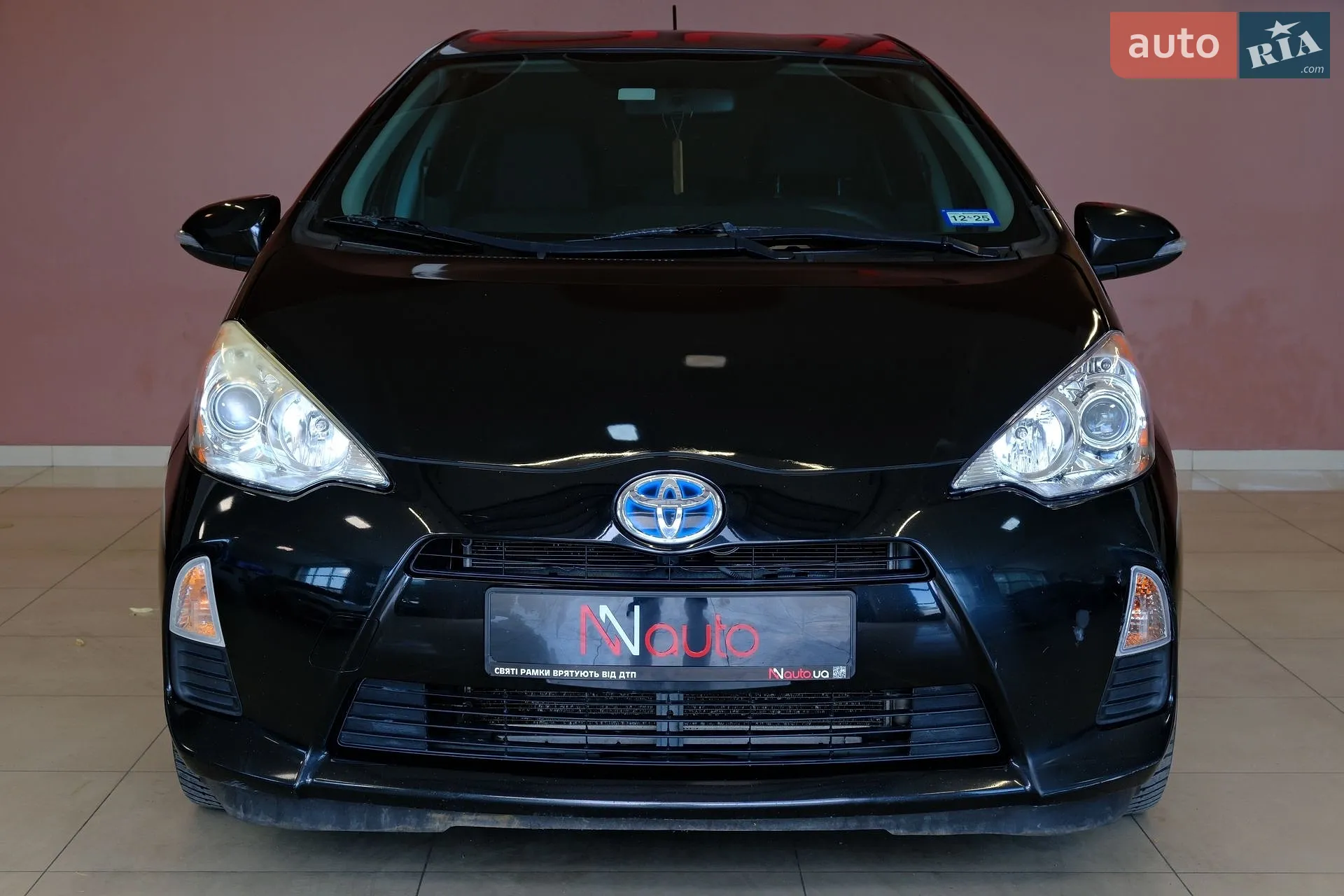 2013 Toyota Prius c - мініатюра 2