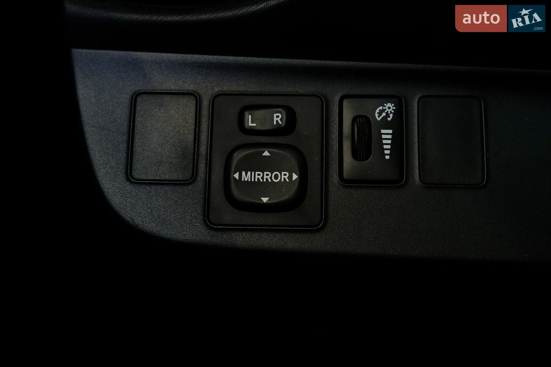 2013 Toyota Prius c - мініатюра 16